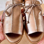 Zofia | Sandaler med rem och rosett