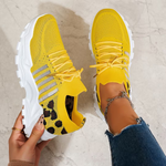 Maica | Sneakers Med Snörning Och Kraftig Sula